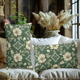 Ivory Floral on Emerald Background Lendenkissen