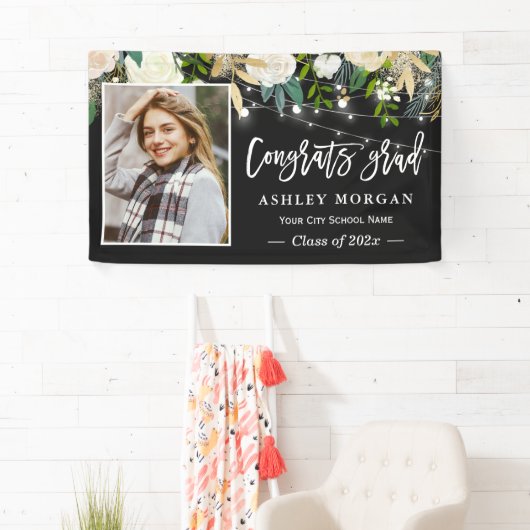 Ivory Floral String Lights Foto Abschluss Banner (Insitu)