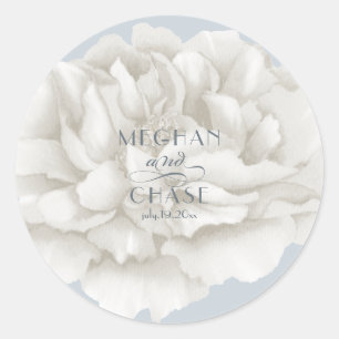 Ivory Peony on Dusty Blue Runder Aufkleber