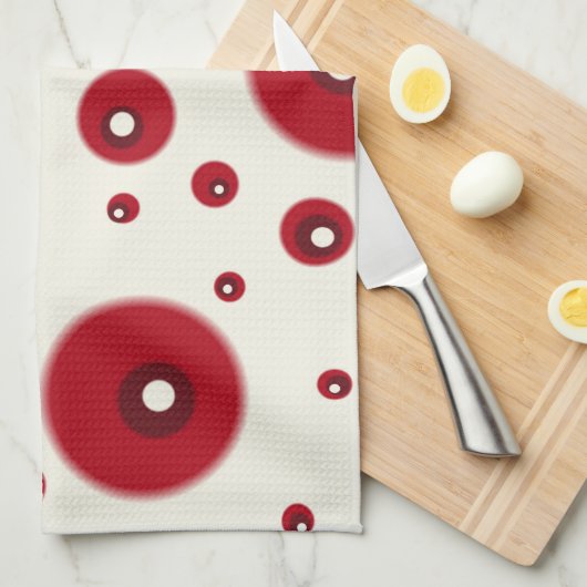 Ivory Red Dots Funky Whimsical Circle Pattern  Geschirrtuch (Viertel Falte)
