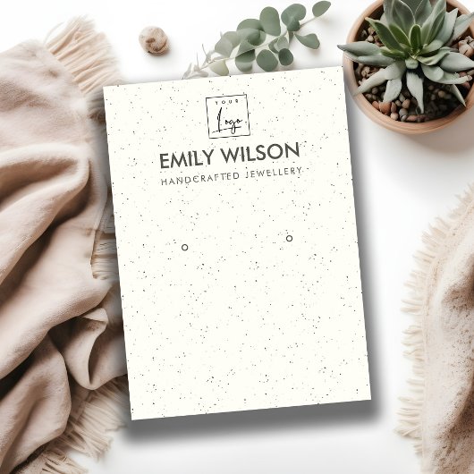 IVORY WHITE KERAMIK TEXTURE EARRING DISPLAY LOGO VISITENKARTE
