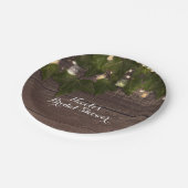 Ivy & String Lights Mason Jar Rustikaler Empfang Pappteller (Schrägansicht)