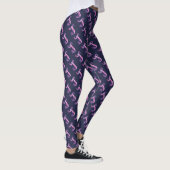J MIT MONOGRAMM LILA GEMUSTERTE LEGGINGS (Rechts)