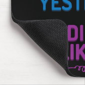 Ja, Chef. Ich habe gestern gearbeitet. Es gefiel m Mousepad (Ecke)