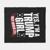 Ja, ich bin ein Trump-Mädchen, das 2024 die Wahl ü Fleecedecke (Vorderseite (Horizontal))