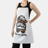 Ja, ich bin ein Trump-Mädchen, das sich darüber hi Schürze (InSitu)