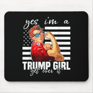 Ja, ich bin ein Trump-Mädchen, das Trump 2024 über Mousepad