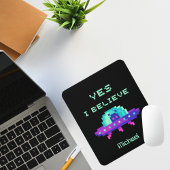 Ja, ich glaube, Alien Flying UFO Spaceship Pixel A Mousepad