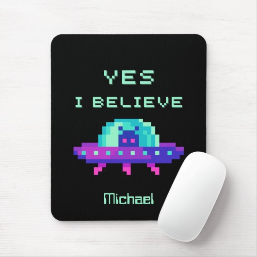 Ja, ich glaube, Alien Flying UFO Spaceship Pixel A Mousepad (Mit Mouse)