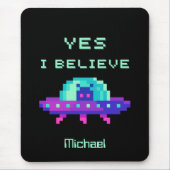 Ja, ich glaube, Alien Flying UFO Spaceship Pixel A Mousepad (Vorne)