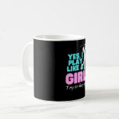 Ja, ich spiele wie eine Girl Golf Golfer Women Kaffeetasse (Vorderseite Links)