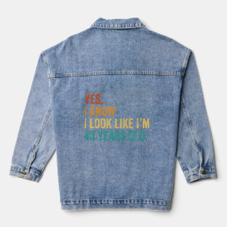 Ja, ich weiß, ich sehe aus, als wäre ich 40 Jahre Jeansjacke