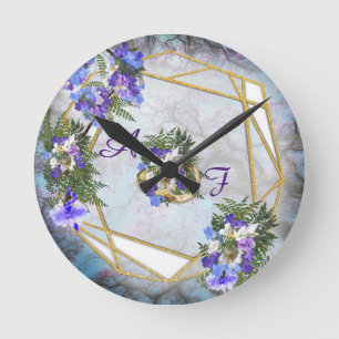 Jacaranda Blooms & Lily Bouquet Runde Wanduhr