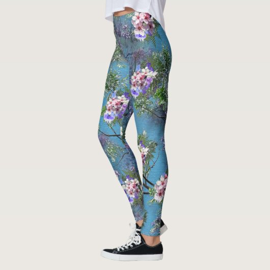 Jacaranda Spring Blooms wiederholen Muster Leggings (Links)
