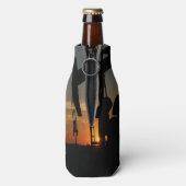Jack der Ölpumpe bei Sonnenuntergang Flaschenkühler (Flasche Rückseite)