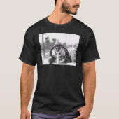 Jack-Johnson Driving Thomas Men Women T-Shirt (Vorderseite)