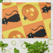 Jack-o’-lantern and cat kitchen towel. geschirrtuch (Gefaltet)