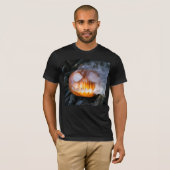 Jack-o-Lantern des kopflosen Pferdes Kopf an Flamm T-Shirt (Vorne ganz)