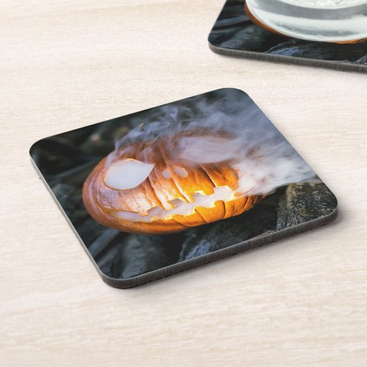 Jack-o-Lantern Halloween Pumpkin Kopf auf Feuer Getränkeuntersetzer (Linke Seite)