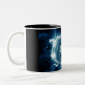 Jack-o-Laterne im Regen Zweifarbige Tasse (Links)