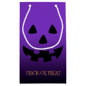 Jack o Laternengesicht auf Lila Kleine Geschenktüte (Rückseite)
