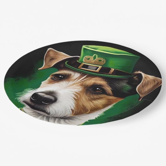 Jack Russell Dog in St. Patrick's Day Dress Pappteller (Schrägansicht)