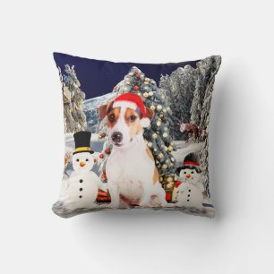 Jack Russell Hund im Schnee sitzen mit Weihnachtsm Kissen