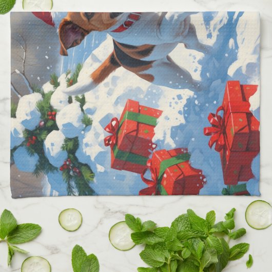 Jack Russell läuft in Snow mit Weihnachtsmütze Geschirrtuch (Gefaltet)