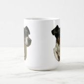 Jack Russell verfolgt Tasse (Mittel)