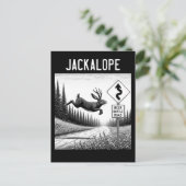 Jackalope springt über eine alte Straße Postkarte (Stehend Vorderseite)