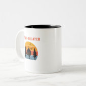 Jacked-Squatch Zweifarbige Tasse (Vorderseite Links)