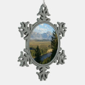 Jackson Hole Mountains und Fluss Schneeflocken Zinn-Ornament (Links)