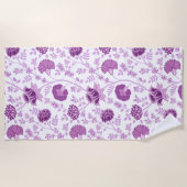 Jacobobobohnenflorale Big Pattern Pinks auf Weiß Strandtuch (Vorderseite)
