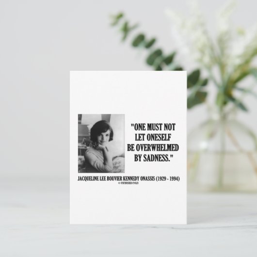 Jacqueline Kennedy wird nicht von Traurigkeit über Postkarte (Stehend Vorderseite)