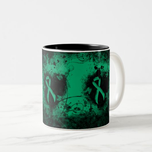 Jade Awareness Ribbon Grunge Herz Zweifarbige Tasse (VorderseiteRechts)