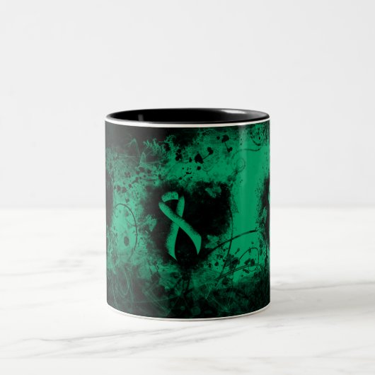 Jade Awareness Ribbon Grunge Herz Zweifarbige Tasse (Mittel)