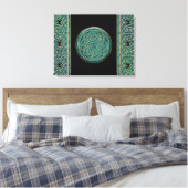 Jade Celtic Chains and Knot Canvas Print Leinwanddruck (Insitu (Schlafzimmer))
