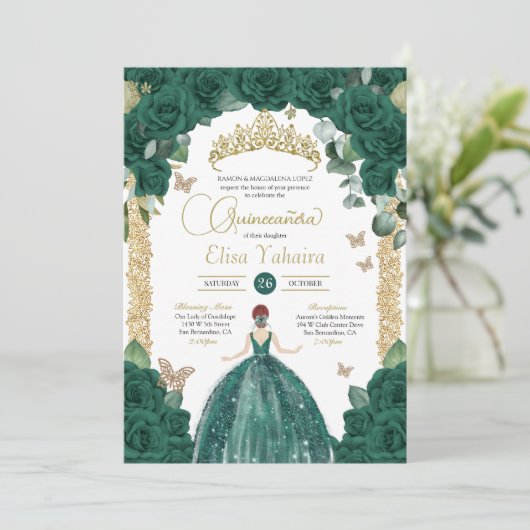 Jade Emerald Green Butterfly Princess Quinceanera Einladung (Stehend Vorderseite)