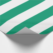 Jade Green White Extra Large Stripe Muster Geschenkpapier (Ecke)