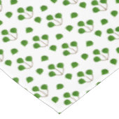 Jade Tree of Life Branches & Green Blätter auf Wei Tischdecke (Schrägansicht)