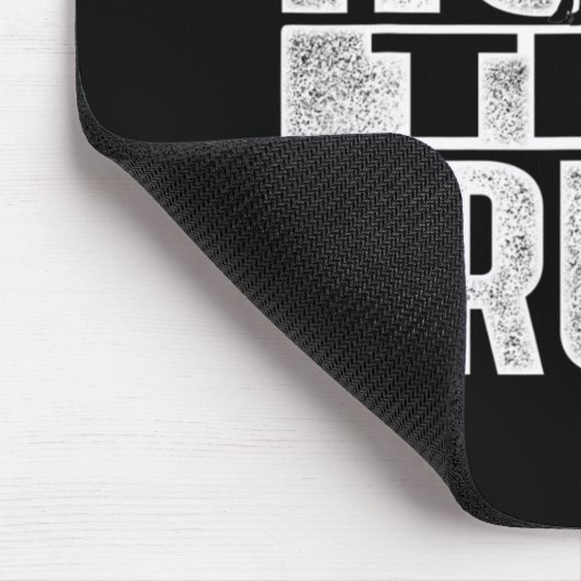 Jagd auf den Wildhühner des Grundes Mousepad (Ecke)