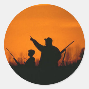 Jagd mit Vater Runder Aufkleber