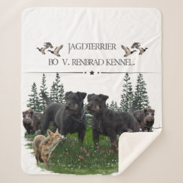 Jagdterer Bo gegen Renbrad Kennel. HP Notebook-Ski Sherpadecke