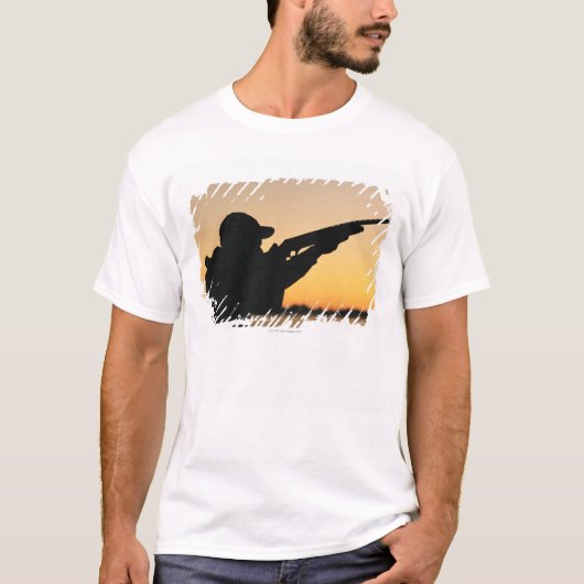 Jäger und Gewehr T-Shirt (Vorderseite)