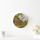 Jäger und Jagdhunde, 1809 (Öl auf Leinwand) Runde Wanduhr (Zuhause)