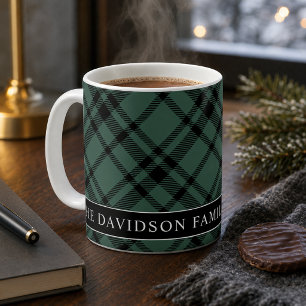 Jägergrüner Tartan Karo Familienmonogramm Kaffeetasse