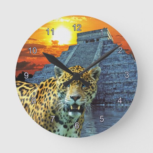 Jaguar & Chichen Itza Temple Wildlife Wall Clock Runde Wanduhr (Vorderseite)