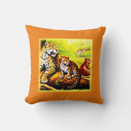 Jaguar Mama und Cubs Relaxen im Dschungel. Jetzt k Kissen