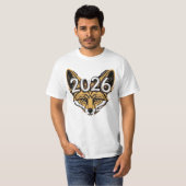 Jahr 2026 Fennec Fox Mascot - Fett Neues Jahr Desi T-Shirt (Vorne ganz)