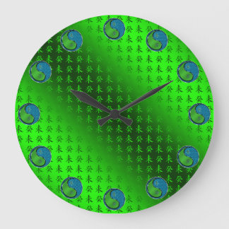 Jahr der Wasserziege Große Wanduhr